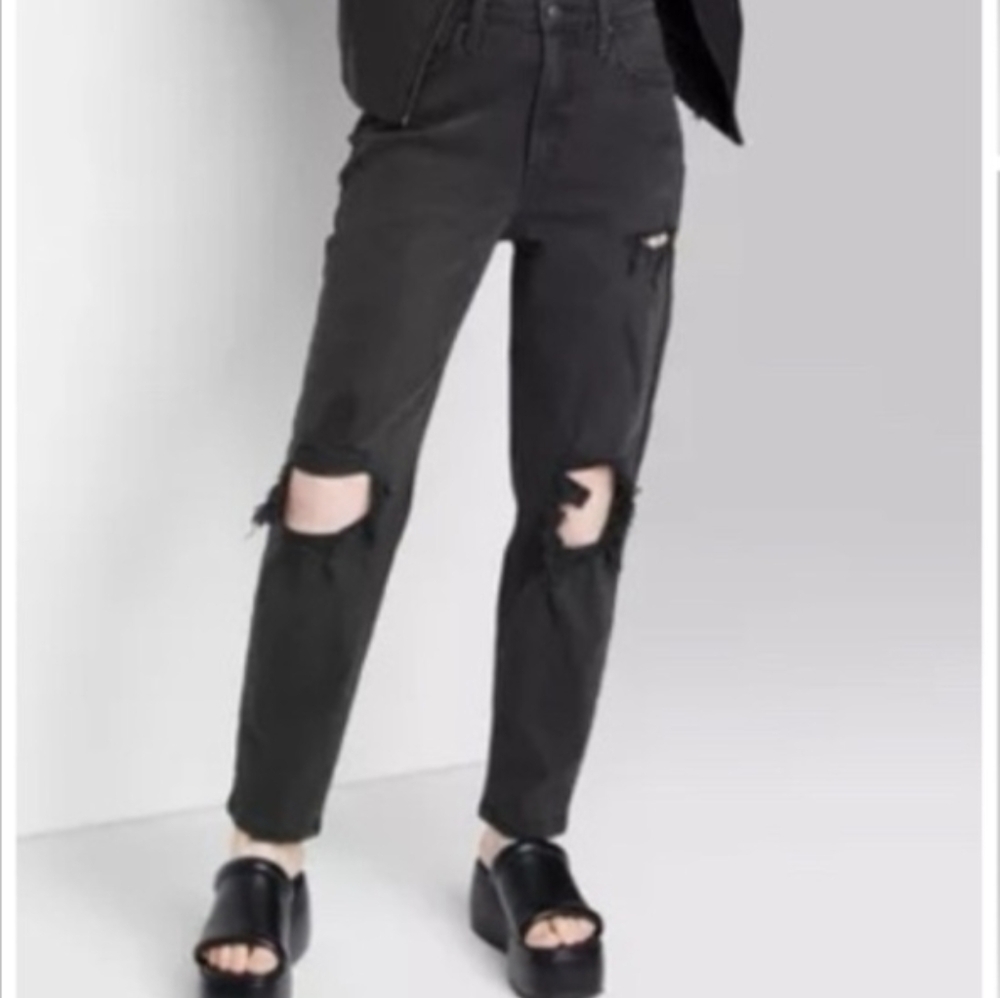 NWT Wild Fable 4P Black Distressed Jeans Super Hi Rise Tapered Jeans
